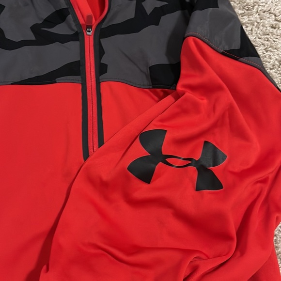 EUC Red Under Armour 1249929 Combine/Black Camo Lightweight Jacket Size XXL - Picture 6 of 10